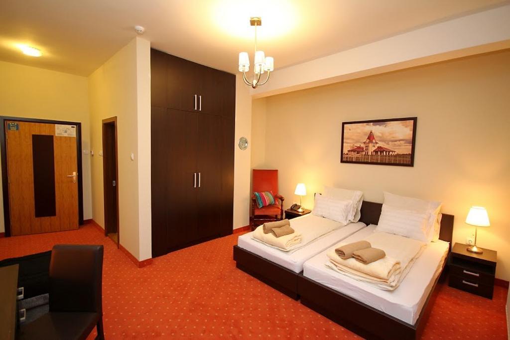 Vila Palic Hotel Esterno foto